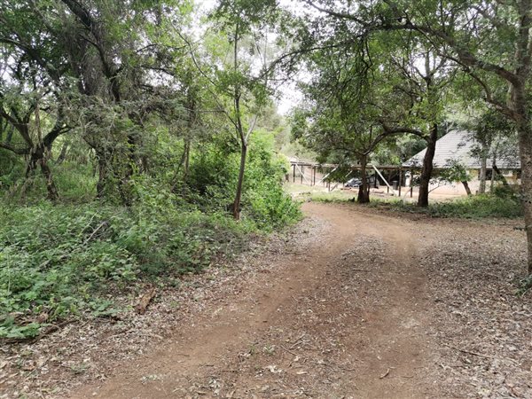 3 865 m² Land 3 865 m² Land