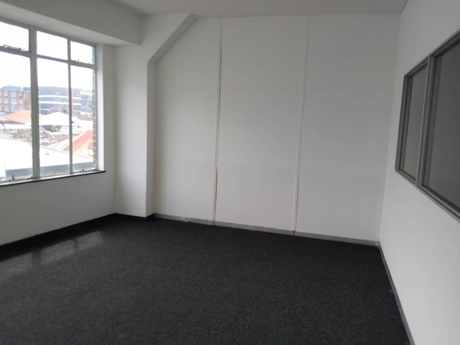 117  m² Commercial space in Morningside photo number 5