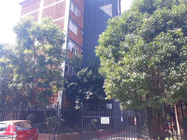 2 Bedroom Flat