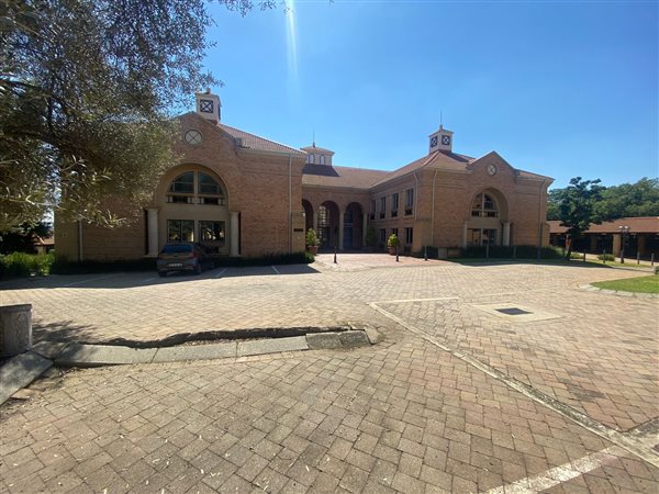 1968  m² Commercial space in Rivonia