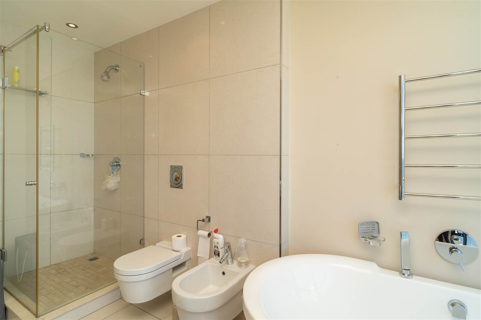 2 Bed Apartment in Umhlanga Rocks photo number 20