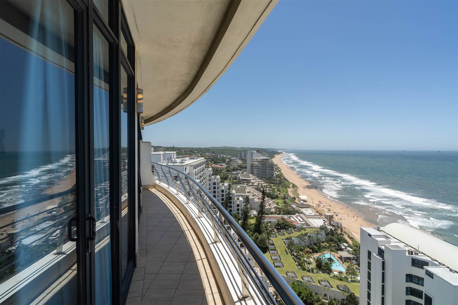 2 Bed Apartment in Umhlanga Rocks photo number 29
