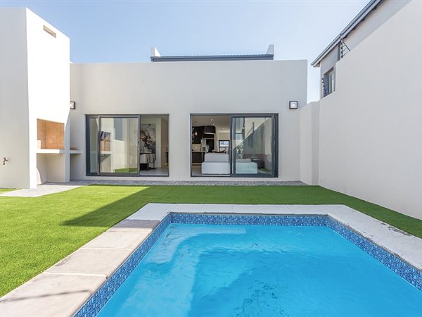 3 Bedroom House 3 Bedroom House