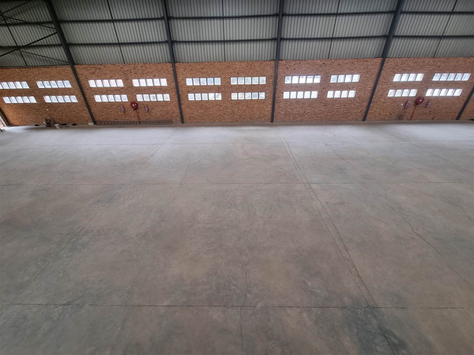 1700  m² Industrial space in Anderbolt photo number 26