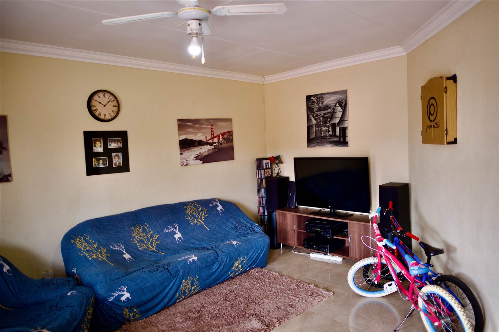 3 Bed Townhouse in Kloofendal photo number 5