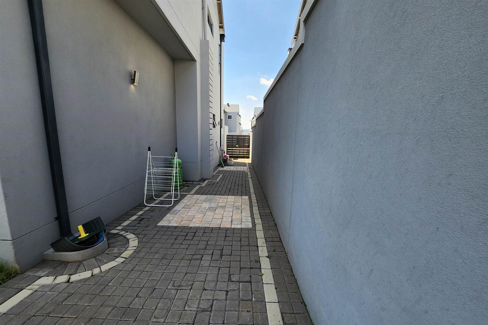 3 Bed Townhouse in Fourways photo number 24
