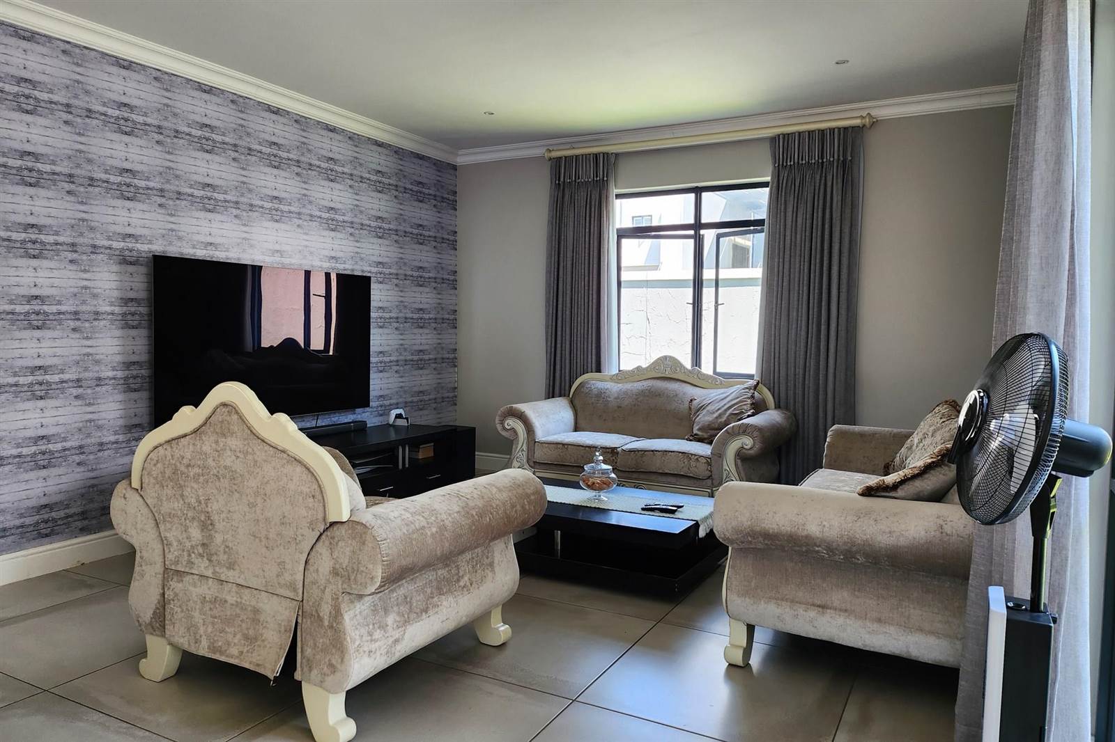 3 Bed Townhouse in Fourways photo number 6