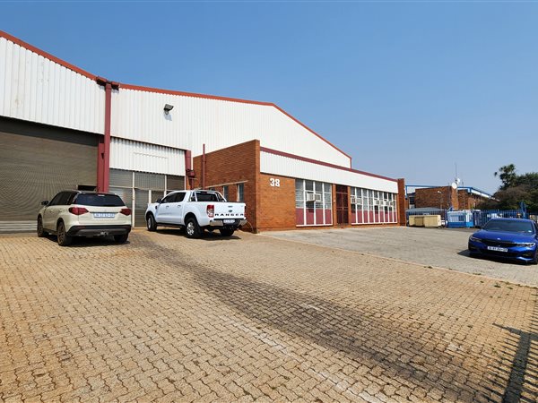 3 846  m² Industrial space