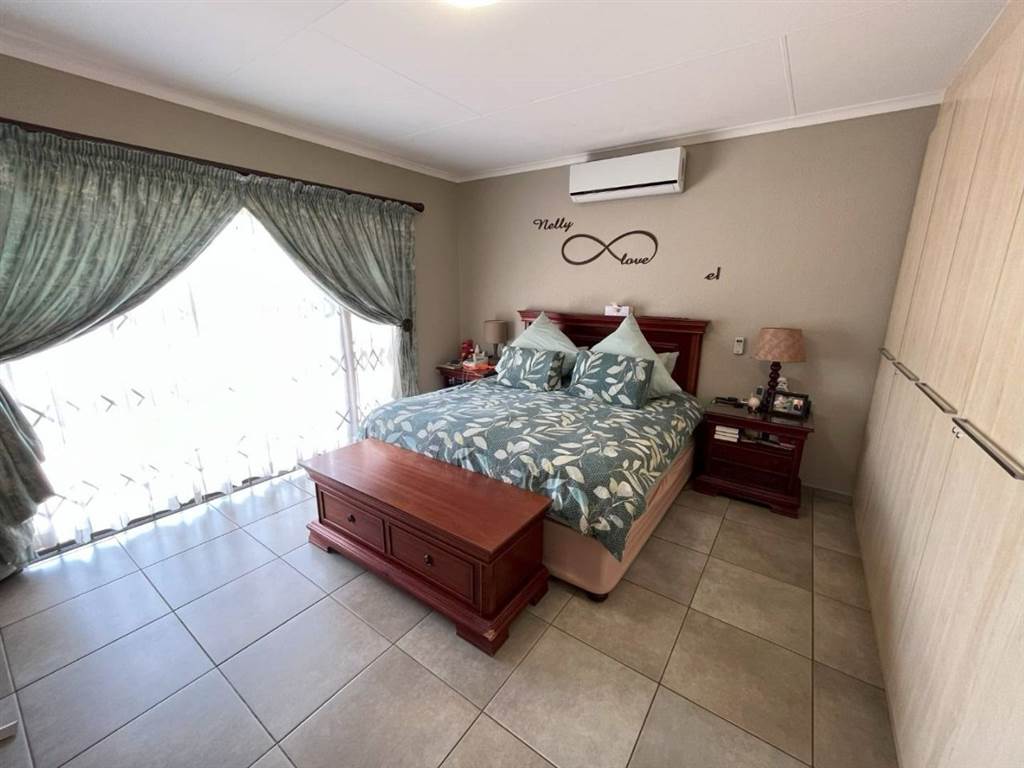 3 Bed House in Elandsfontein photo number 24