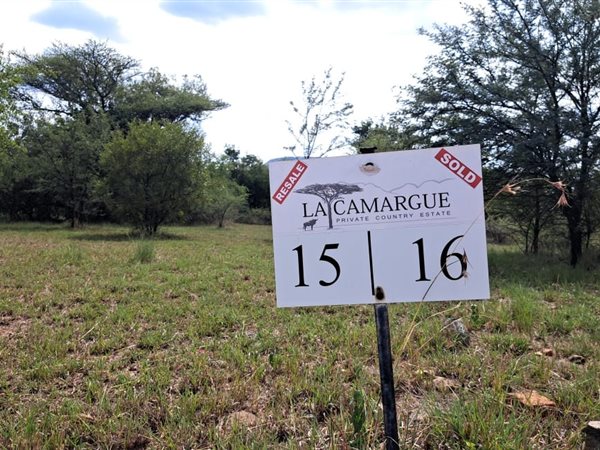 1323 m² Land available in Melodie