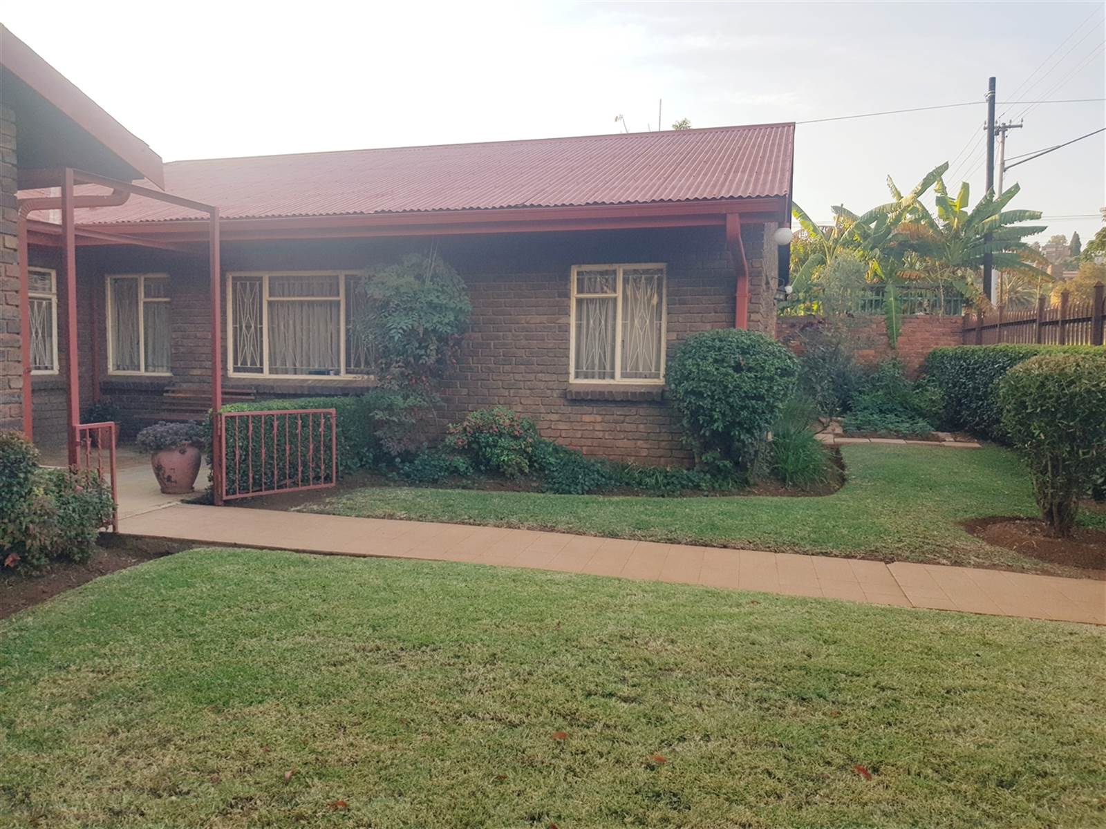 7 Bed House in Laudium photo number 4