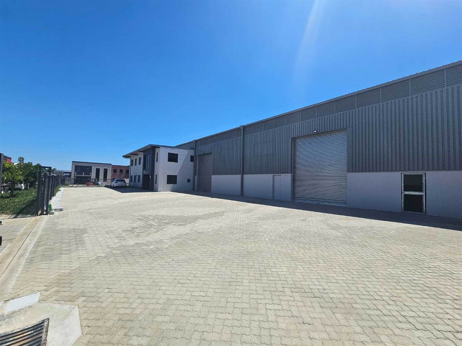 975  m² Industrial space in Bellville Central photo number 20