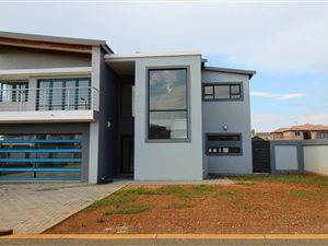 4 Bed House in Zambezi Country Estate