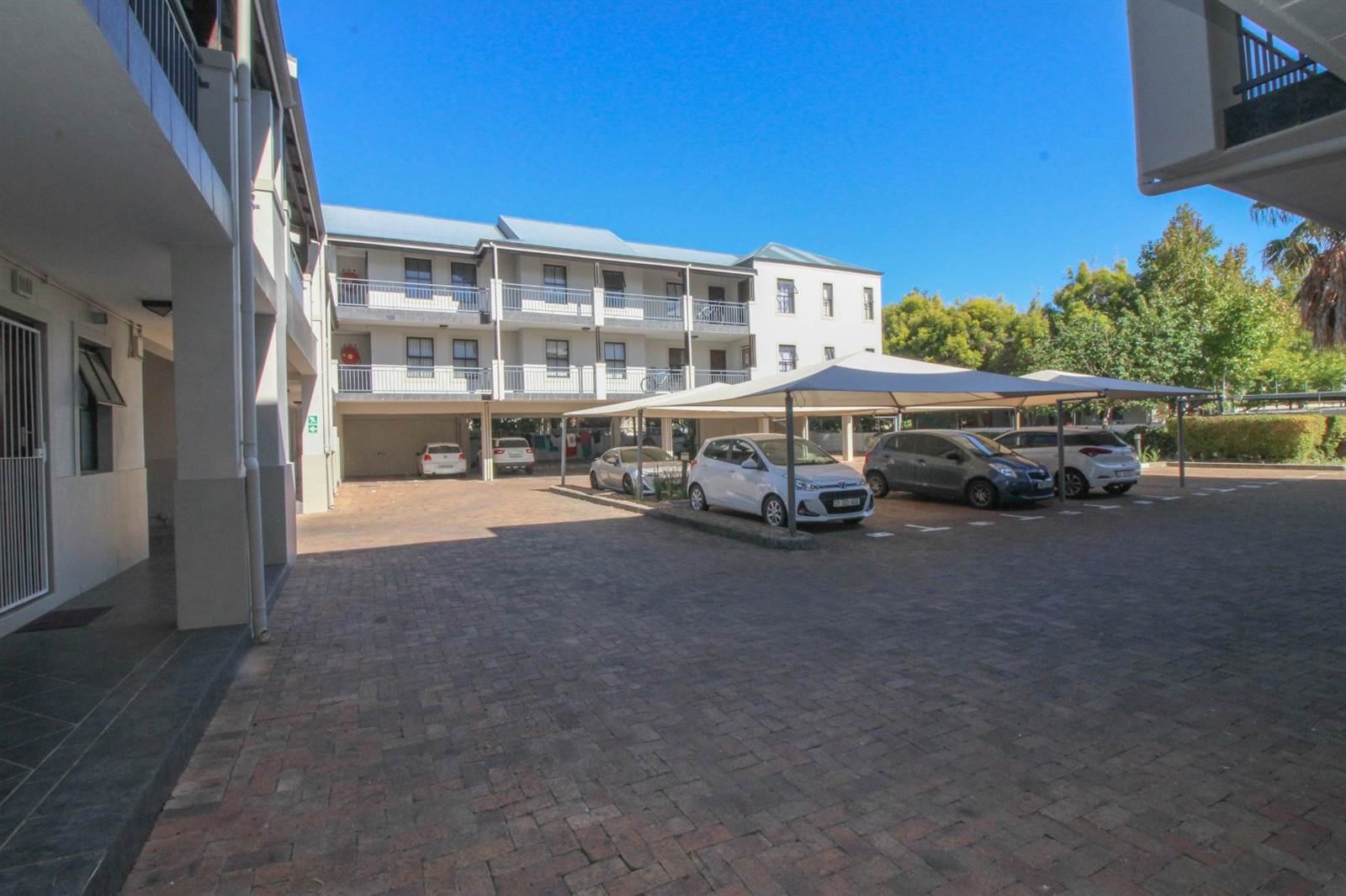 2 Bed Apartment in Stellenbosch Central photo number 14