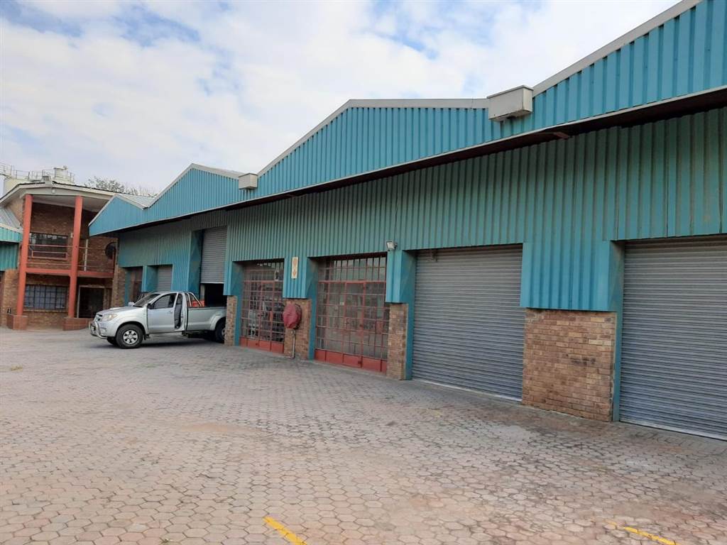 1100  m² Industrial space in Benoni South photo number 3