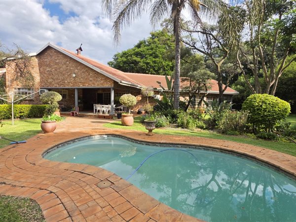 5 000 m² Smallholding 5 000 m² Smallholding