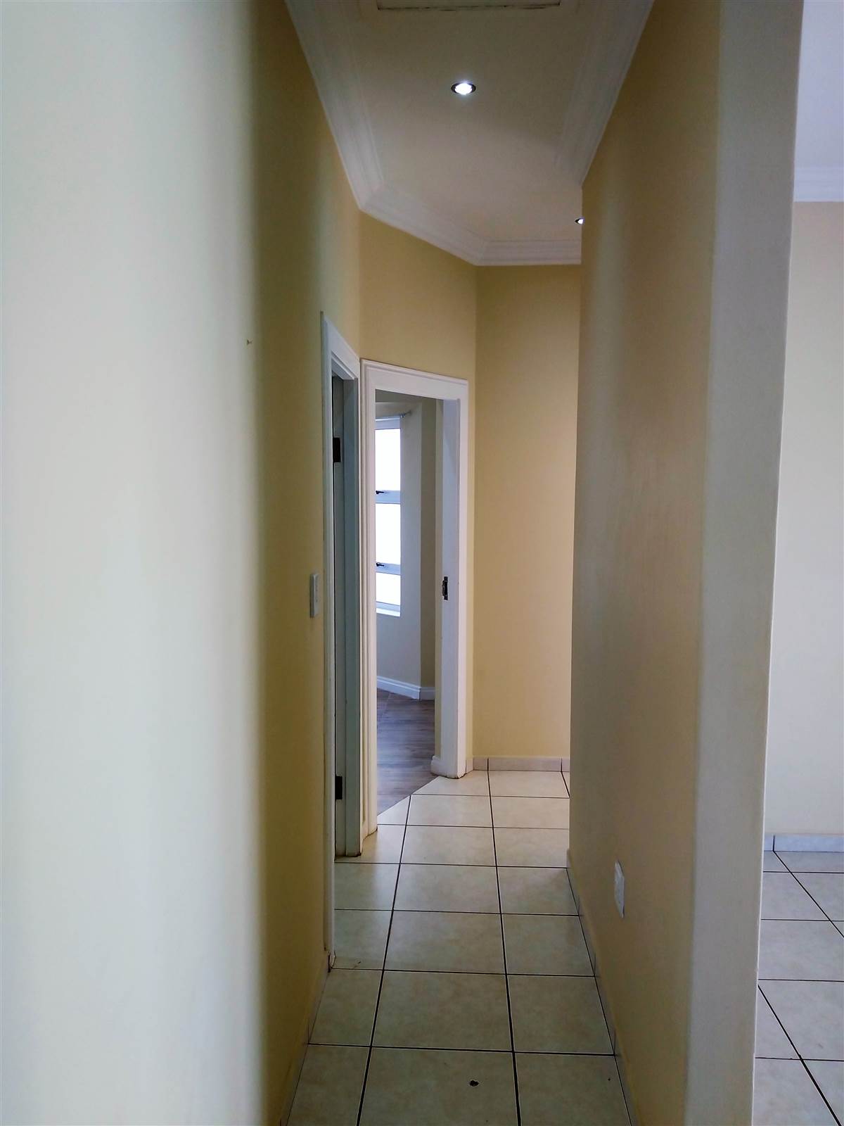 3 Bed Townhouse in Jeffreys Bay photo number 8