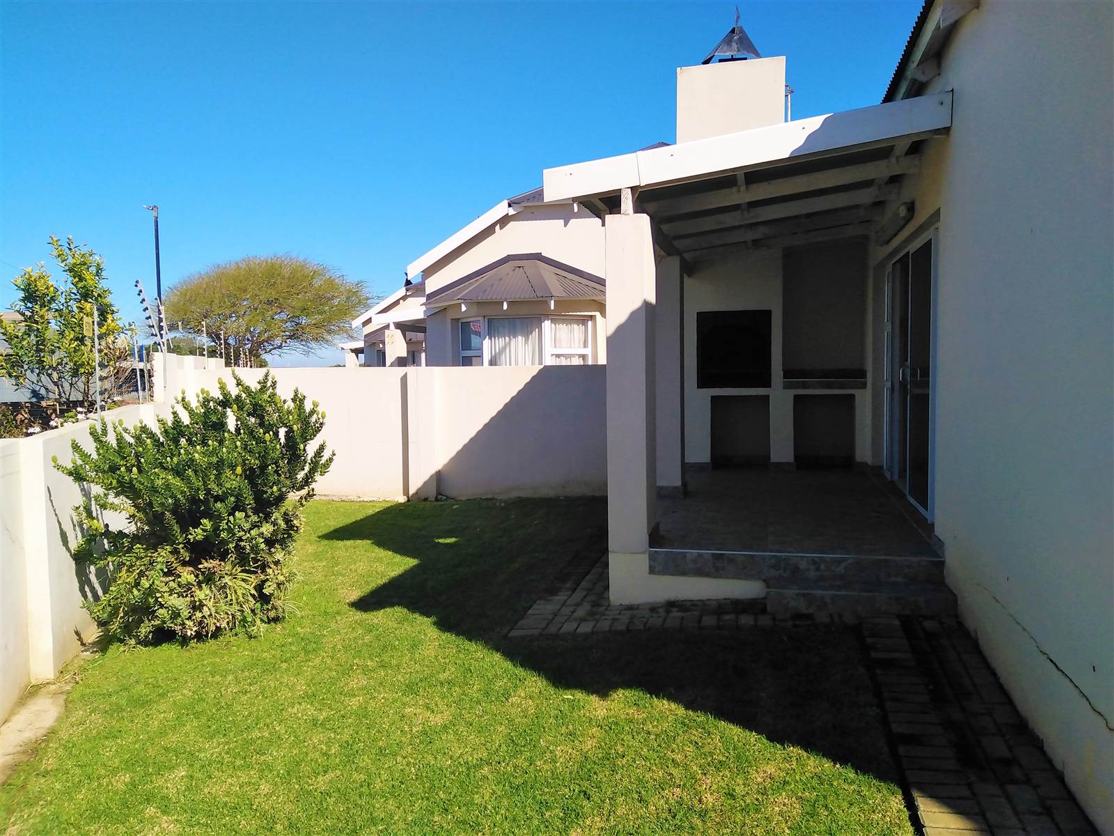 3 Bed Townhouse in Jeffreys Bay photo number 15