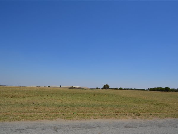 1 289 m² Land