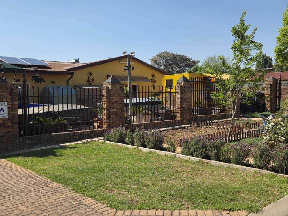 3 Bedroom House 3 Bedroom House