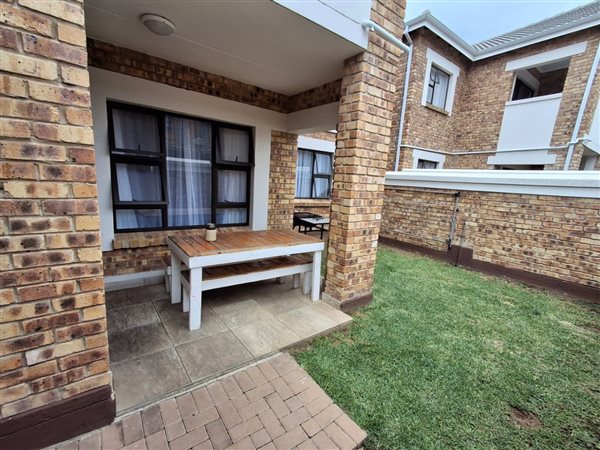 3 Bedroom Townhouse 3 Bedroom Townhouse