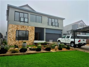 House in Dana Bay