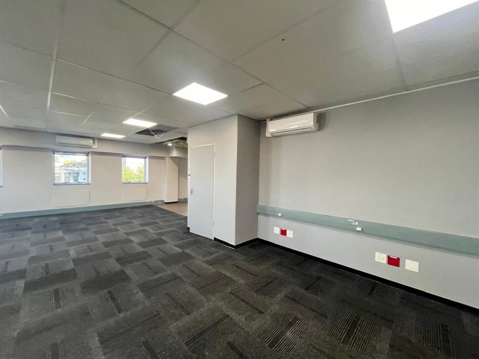 223  m² Commercial space in Rosebank photo number 12