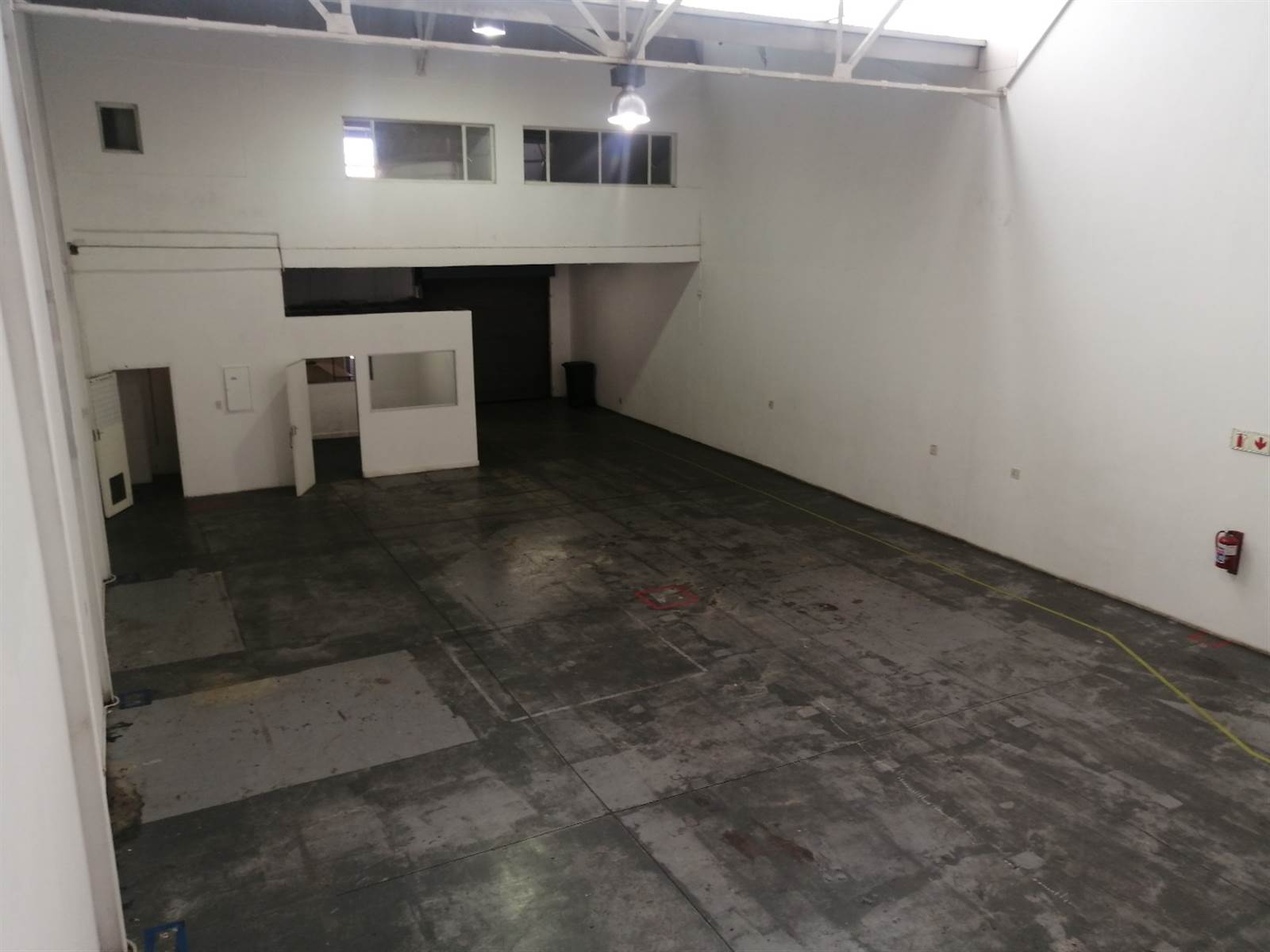 1328.46  m² Commercial space in Silverton photo number 9