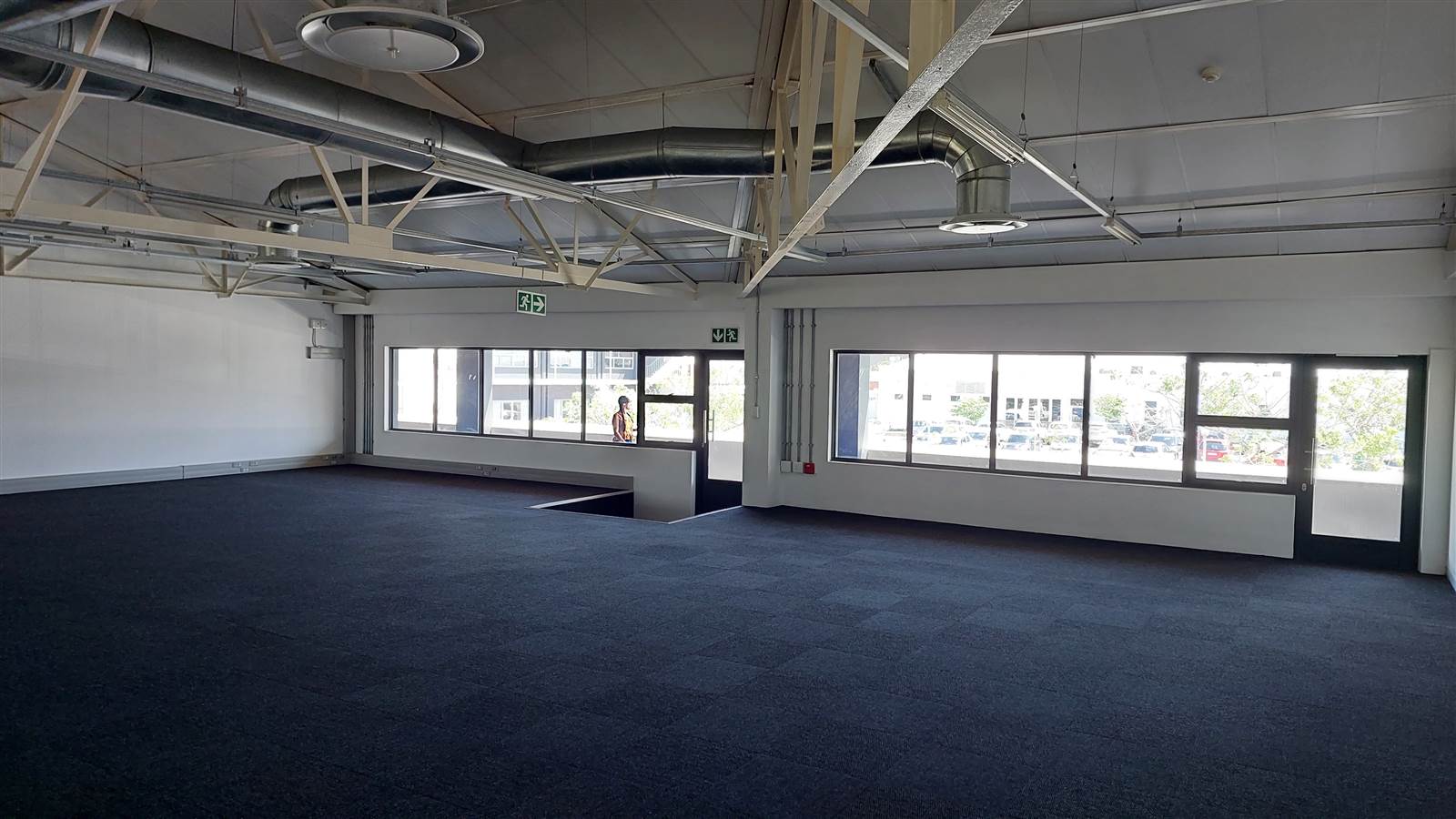 168  m² Industrial space in Stamford Hill photo number 3