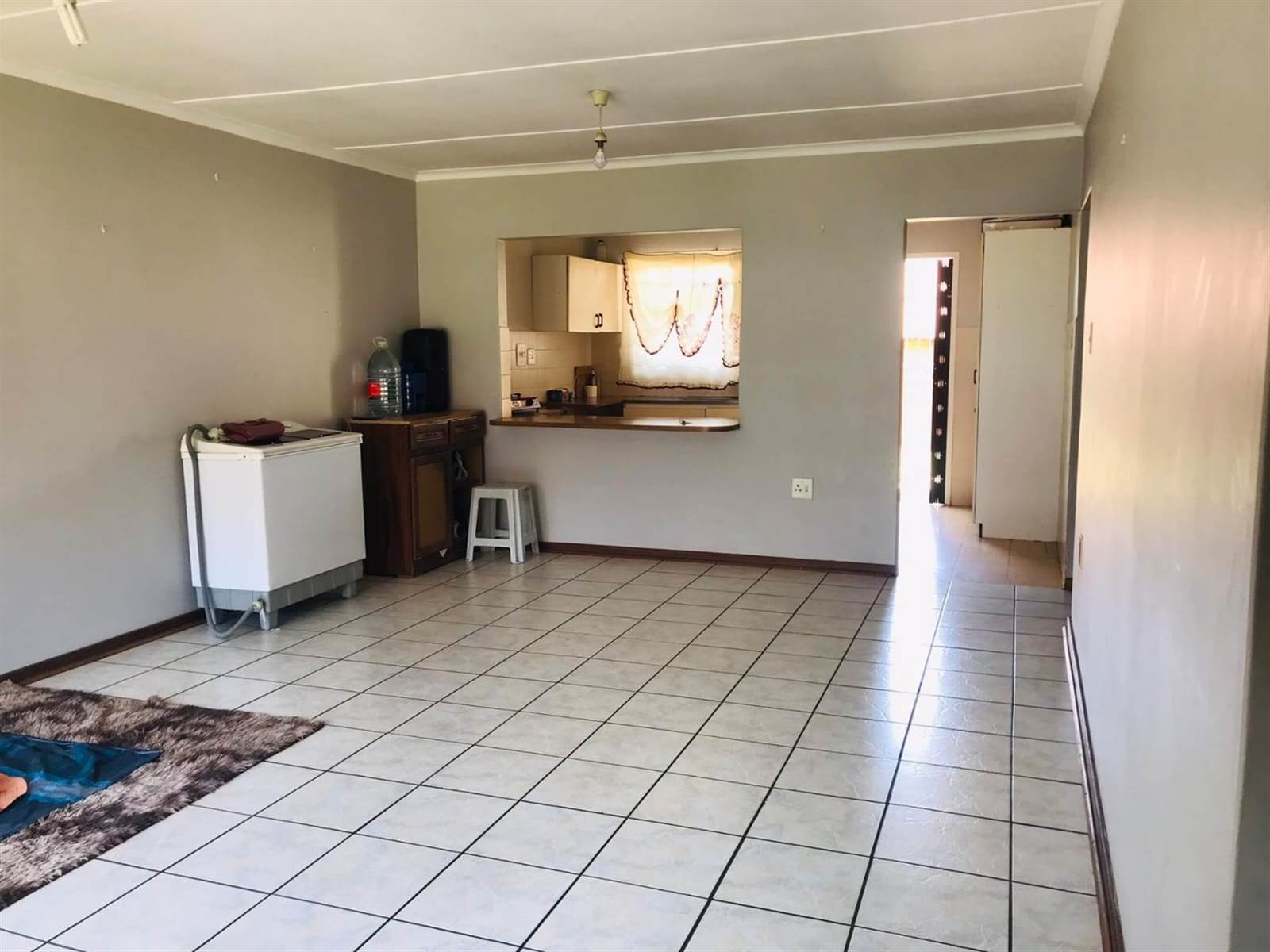 2 Bed Apartment in Thaba Nchu photo number 8