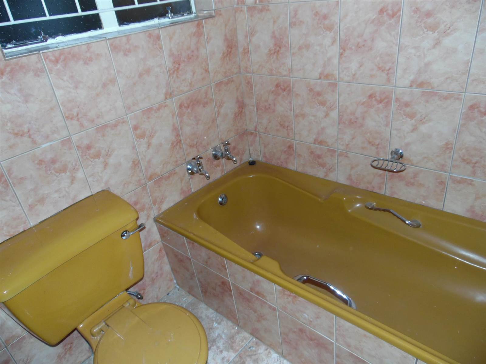 3 Bed Townhouse in Riebeeckstad photo number 16