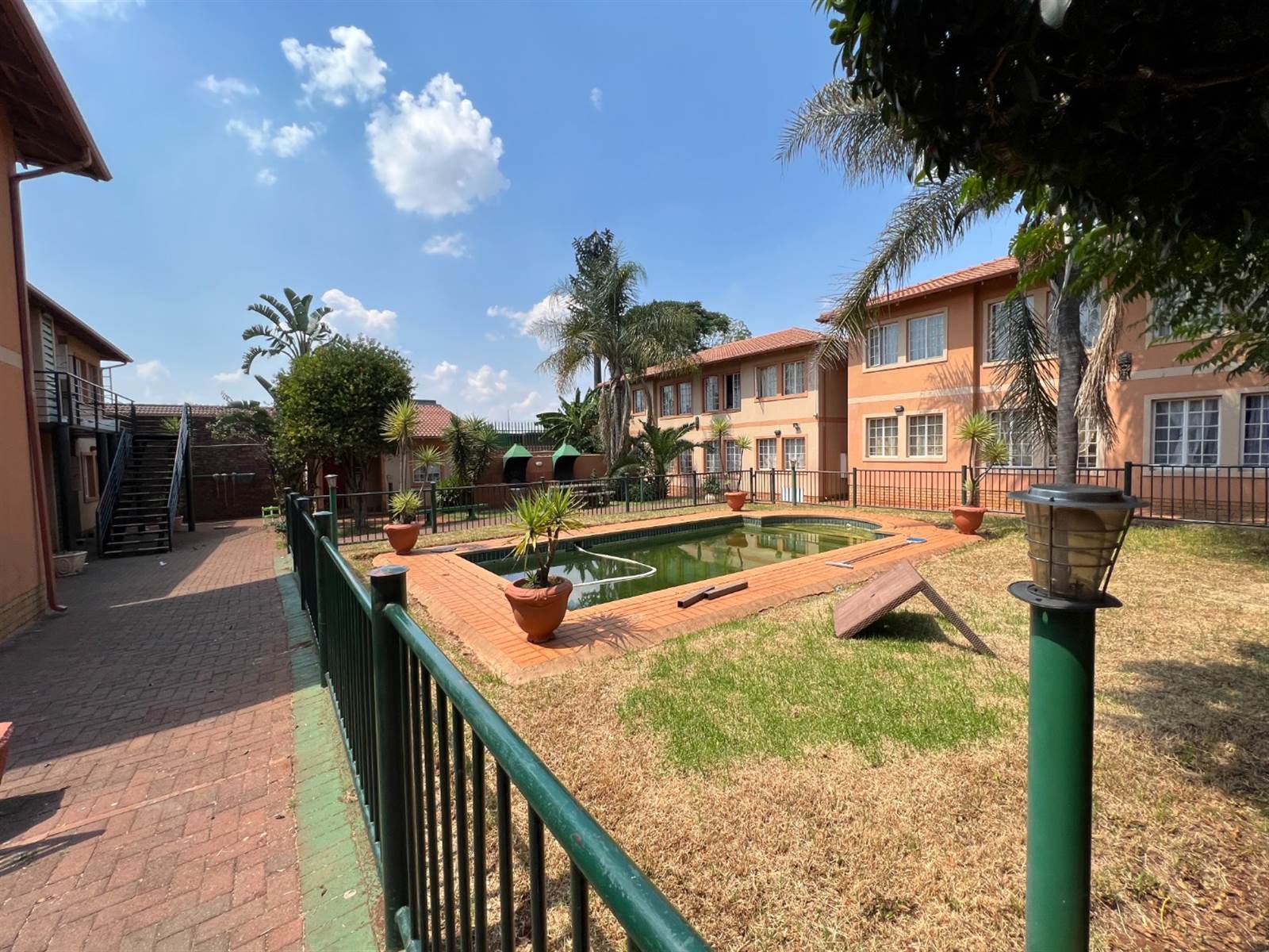3 Bed Townhouse in Bezuidenhout Valley photo number 20