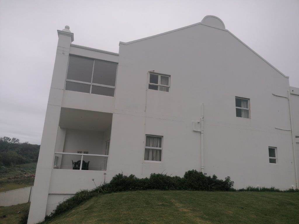 3 Bed Townhouse in Port Edward photo number 18