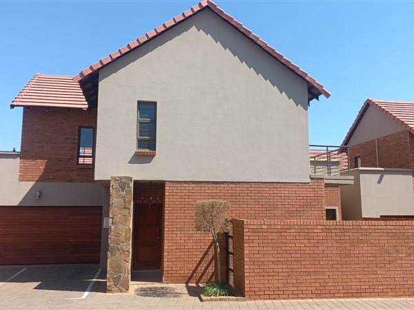 3 Bed Townhouse