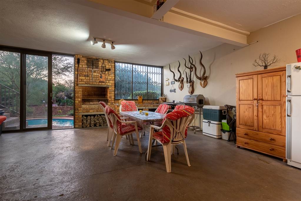 4 Bed House for sale in Mulbarton T3932464 Private Property