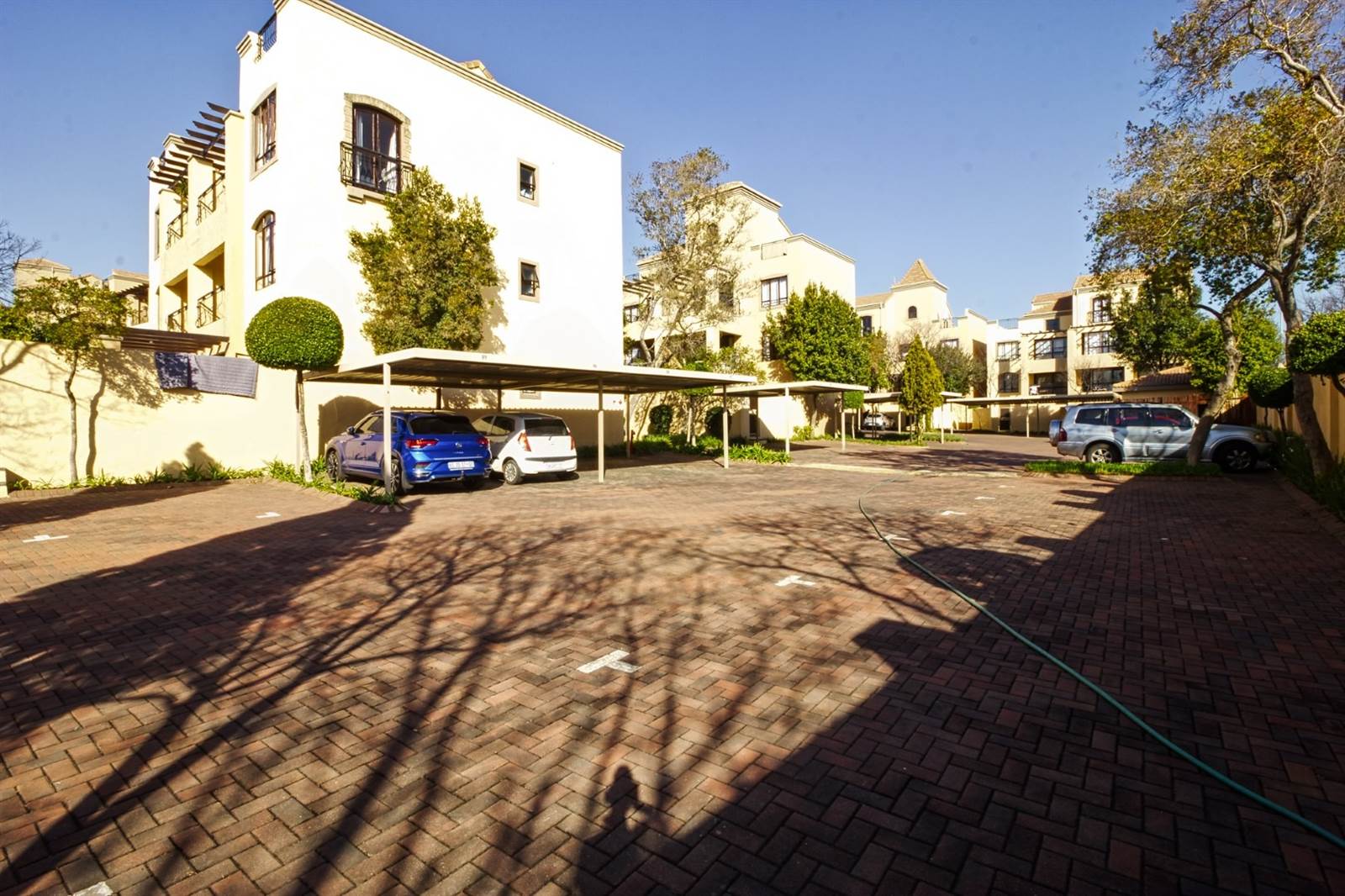 1 Bed Apartment in Lonehill photo number 26