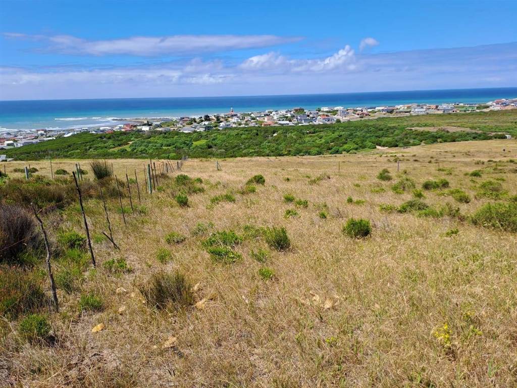 9.9 ha Smallholding in Agulhas photo number 2