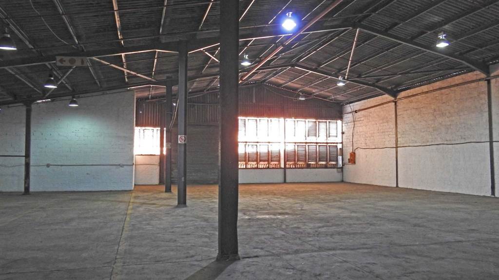 530  m² Industrial space in Jacobs photo number 5