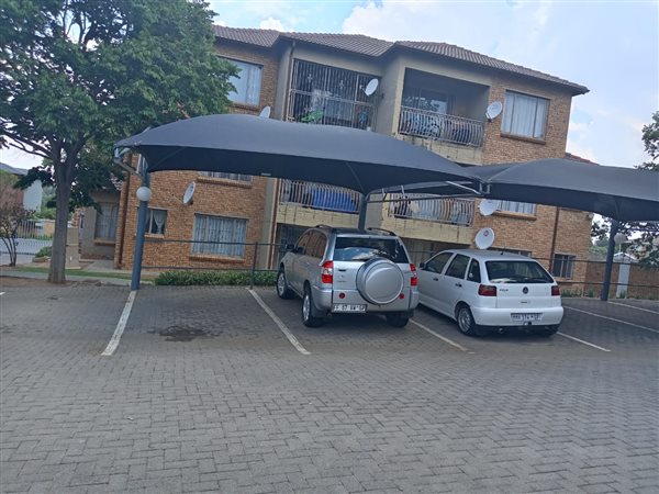 2 Bedroom Flat 2 Bedroom Flat