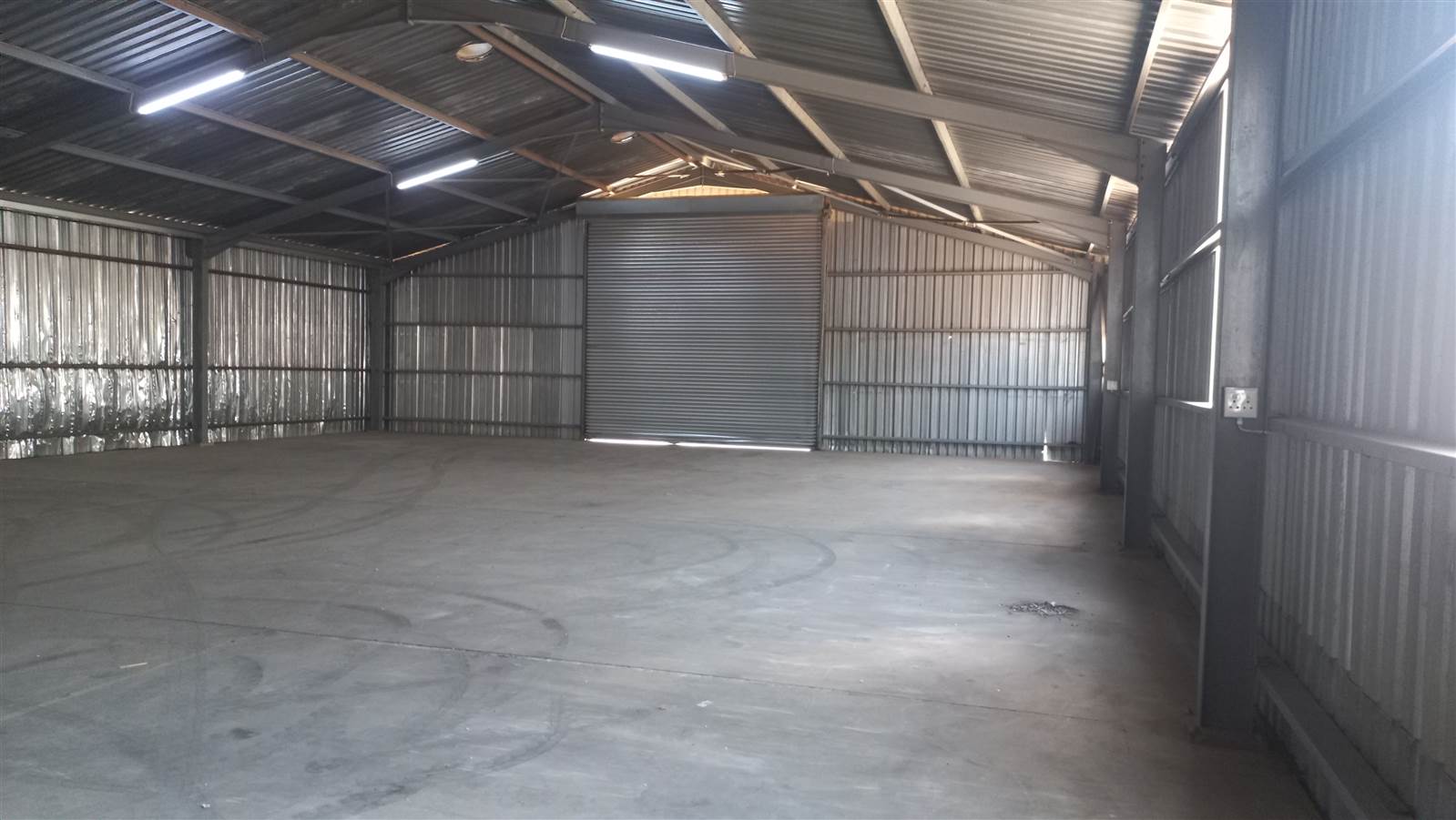 450  m² Industrial space in Pomona photo number 5