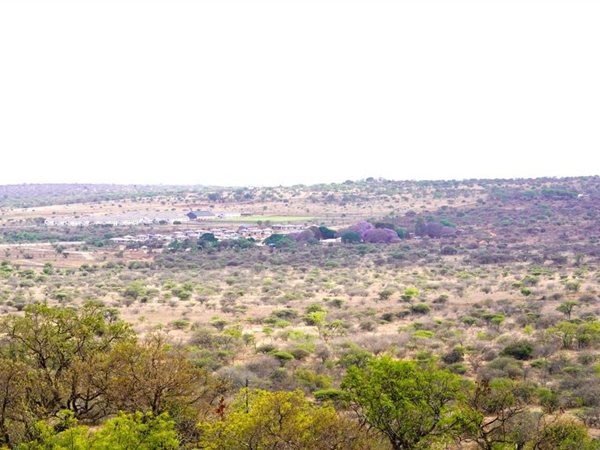 22 ha Land available in Tweefontein