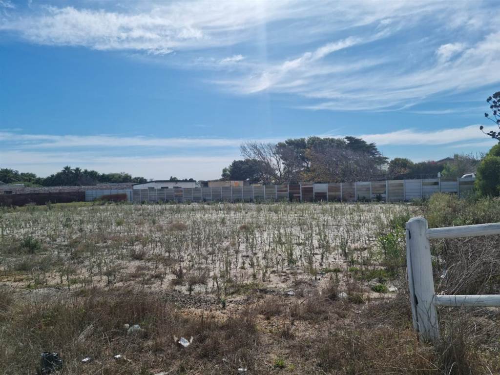 3977 m² Land available in Ottery photo number 2