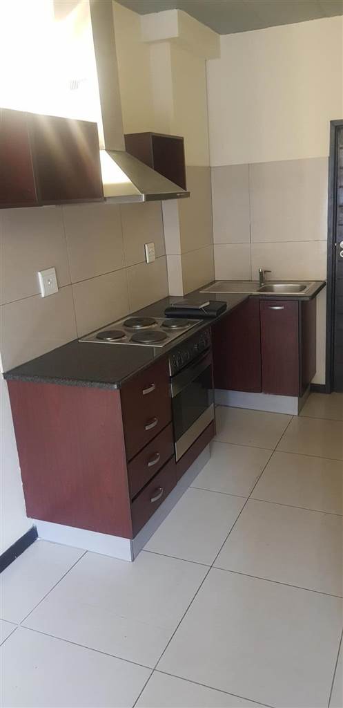 1 Bed Apartment in Braamfontein photo number 26