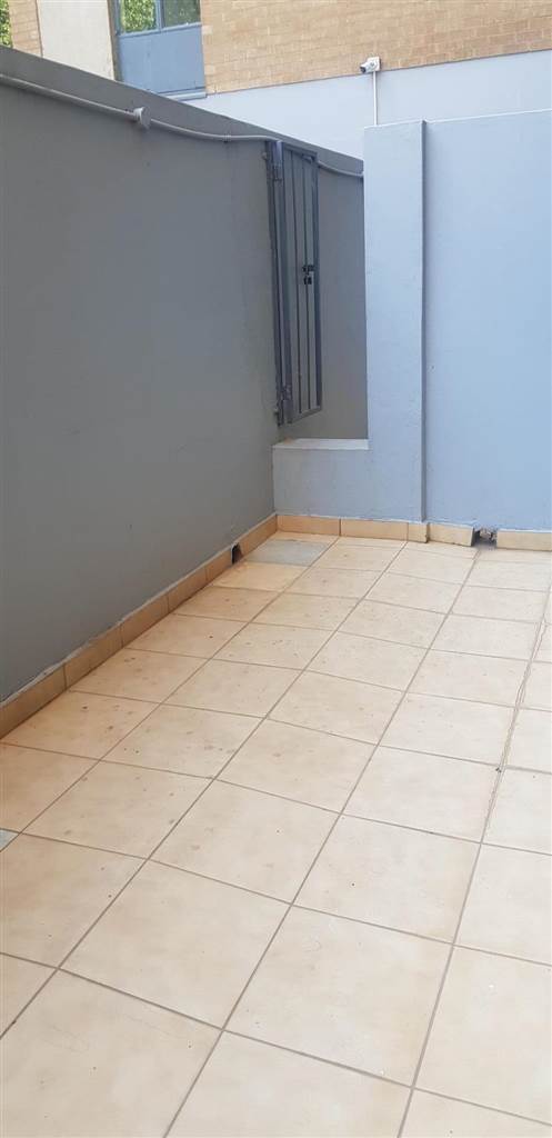 1 Bed Apartment in Braamfontein photo number 22