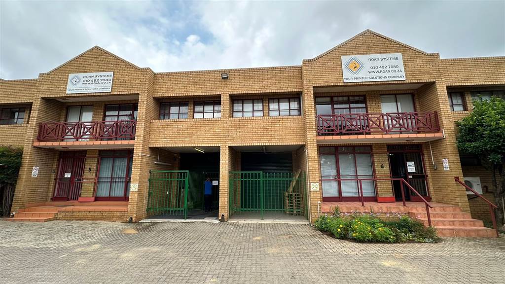 380  m² Industrial space in Highveld photo number 1