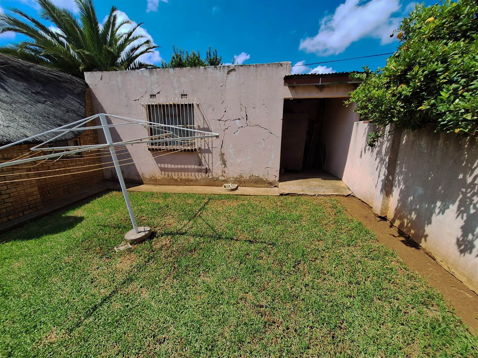 2 Bed House in Krugersdorp West photo number 16