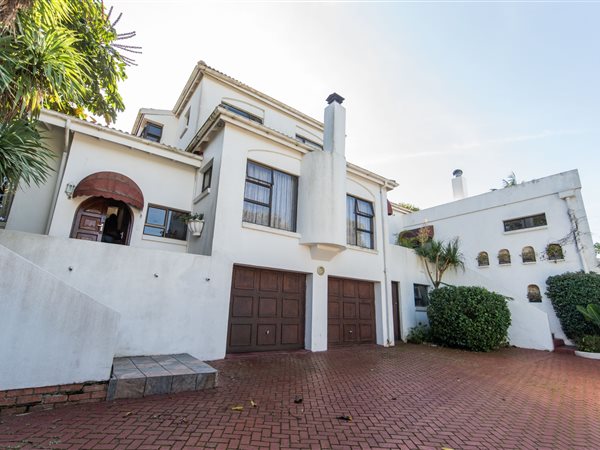 4 Bedroom House 4 Bedroom House