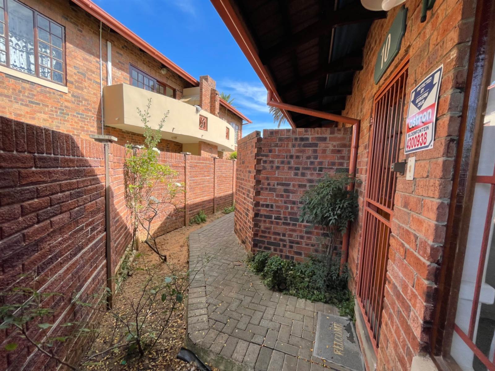 3 Bed Townhouse in Bloemfontein photo number 25