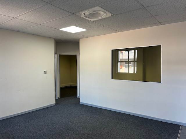 75  m² Office Space in Milnerton Central photo number 2