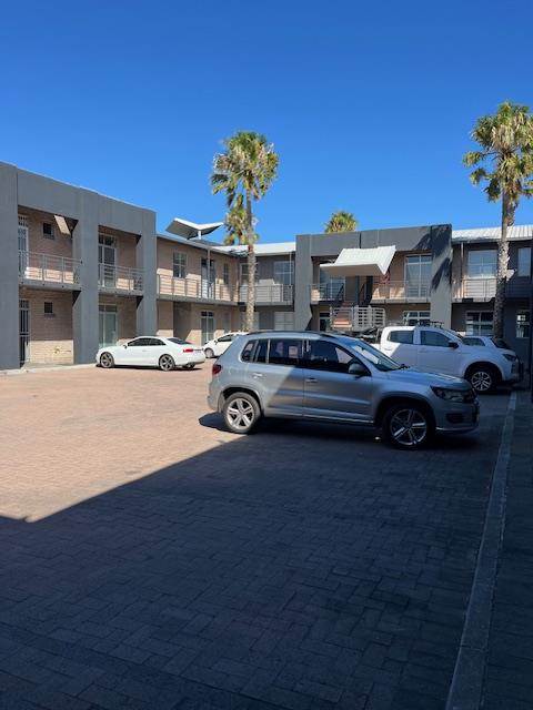 75  m² Office Space in Milnerton Central photo number 5